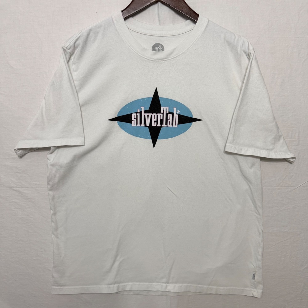 Levi's SilverTab Graphic T-Shirt Mens Large White Relaxed Fit Logo‎